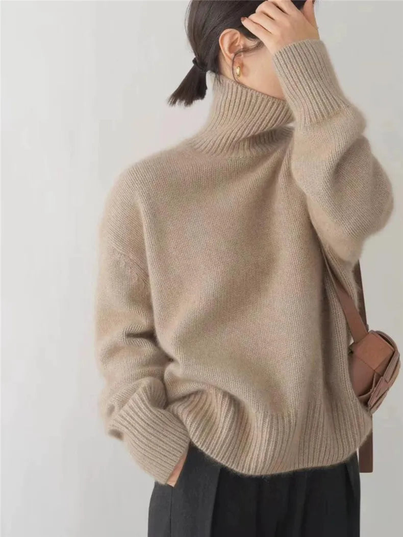 Isabella | Sweater with high collar