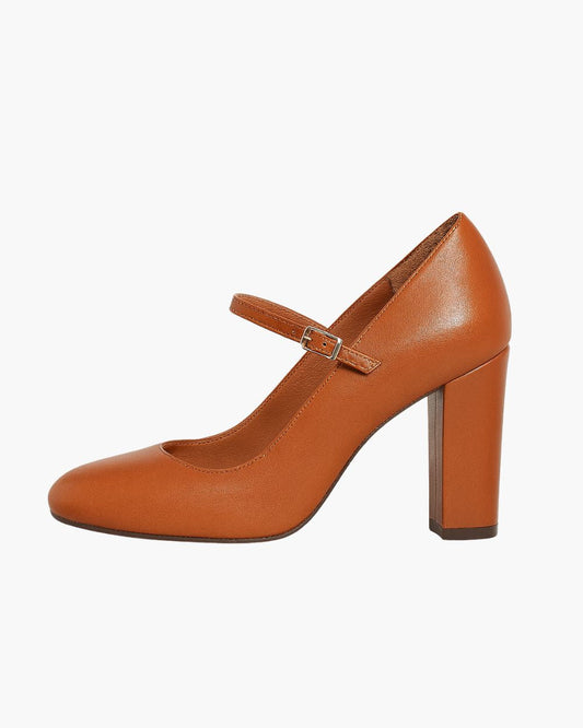 Jolvia - Wide Heeled Sandals
