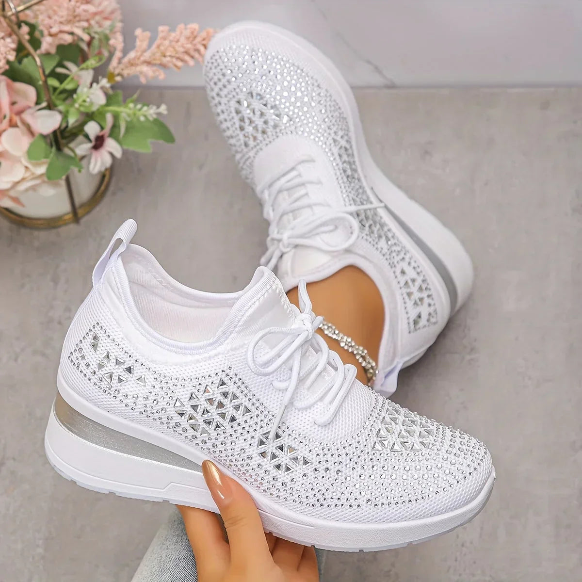 Mira - Stylish Orthopaedic Shoes